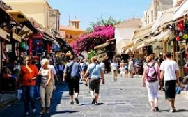 Ρωσικός τουρισμός: Αύξηση της ζήτησης για Ελλάδα το 2018- Ποιοι είναι οι top προορισμοί