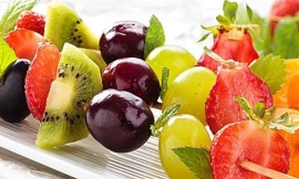 Τα φρούτα θα πρέπει να τρώγονται με άδειο ή με γεμάτο στομάχι: