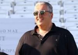 Ο Μιχάλης Μπούσης βρέθηκε, μαζί με τον γιο του στη Νέα Φιλαδέλφεια