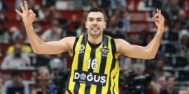 Θετικός σε κορονοϊό ο Κώστας Σλούκας