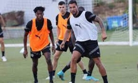 Την αποστολή για το φιλικό παιχνίδι του ΟΦΗ με τον Ιωνικό (14/12, 15:00) ανακοίνωσε ο  Νταμπράουσκας