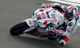 WSBK: Ανανέωσε με τη Honda ο Χάσλαμ