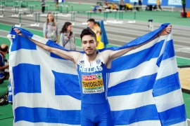 Ο Μίλτος Τεντόγλου μαζί με τον Γκιόργκι Πομάσκι επισκέφθηκαν τον Γιάννη Μώραλη