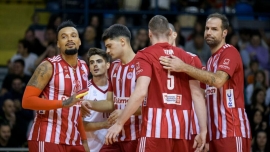 Ο Ολυμπιακός αν και έχασε το πρώτο σετ από τον ΟΦΗ, τελικά κέρδισε με 3-1