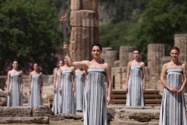 To μαγικό της ταξίδι για το Παρίσι ξεκίνησε η Ολυμπιακή Φλόγα