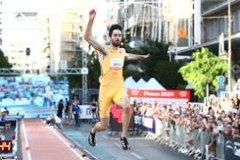 Ο Ολυμπιονίκης του Τόκιο Τεντόγλου αναδείχτηκε νικητής με 8.06  στο Street Long Jump