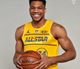 Έσπασε τα κοντέρ ο Γιάννης στο All-Star Game! [vid]