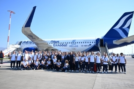 H Team Hellas πέταξε για τη γαλλική πρωτεύουσα με την ειδική πτήση τσάρτερ της