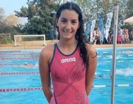 Η κολυμβήτρια Ειρήνη Ψαρουδάκη κατάφερε να καταρρίψει το πανελλήνιο ρεκόρ στα 400 μέτρα