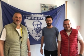 Λύθηκε η συνεργασία με τον Μανώλη Σκύβαλο για τον Ηρόδοτο
