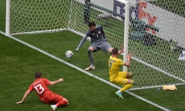 Ουκρανία-Σκόπια 2-1: Βλέπει πρόκριση! (video)