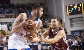 Η Ελλάδα υπέστη βαριά ήττα (60-80) και πλέον αρχίζει να τρέχει!