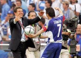 Ο Ζαγοράκης διώχνει Φαν Σιπ: Φέρνει Ρεχάγκελ για το Μουντιάλ [vid ]