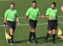 O διαιτητήςΓιώργος Τσαμπουράκης έκανε πρόταση γάμου στην αγαπημένη του Γωγώ
