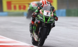 WSBK: Νικητής στον αγώνα Superpole ο Ρέι