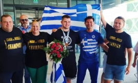 Πάλη: Επέστρεψε στη Ελλάδα ο Παγκόσμιος Γκίρνης [vid]