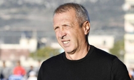 Οι δηλώσεις του Νίκου Νιόπλια μετά το «διπλό» του Λεβαδειακού στον Βόλο