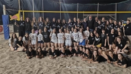 Με ένα ξέφρενο beach party έκλεισε μια ονειρεμένη χρονιά, για το γυναικείο τμήμα βόλεϊ του ΟΦΗ