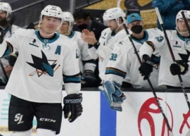 NHL: Έσπασε το ρεκόρ του «Μίστερ Χόκεϊ» ο Πάτρικ Μαρλό [vid]