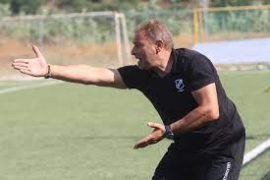 Εξελίξεις στην γυναικεία ομάδα του ΟΦΗ , με τον προπονητή να υποβάλει ξαφνικά την παραίτησή του