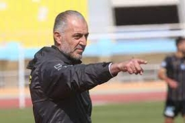 Ο Γιάννης Ταουσιάνης και το προπονητικό επιτελείο της ΠΑΕ Χανιά θα μεταδώσουν τις γνώσεις τους