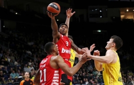 Ο ισοπεδωτικός Ολυμπιακός διέλυσε (93-60) την Άλμπα στο Βερολίνο